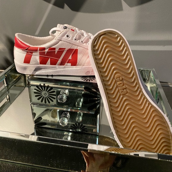 gola twa sneakers